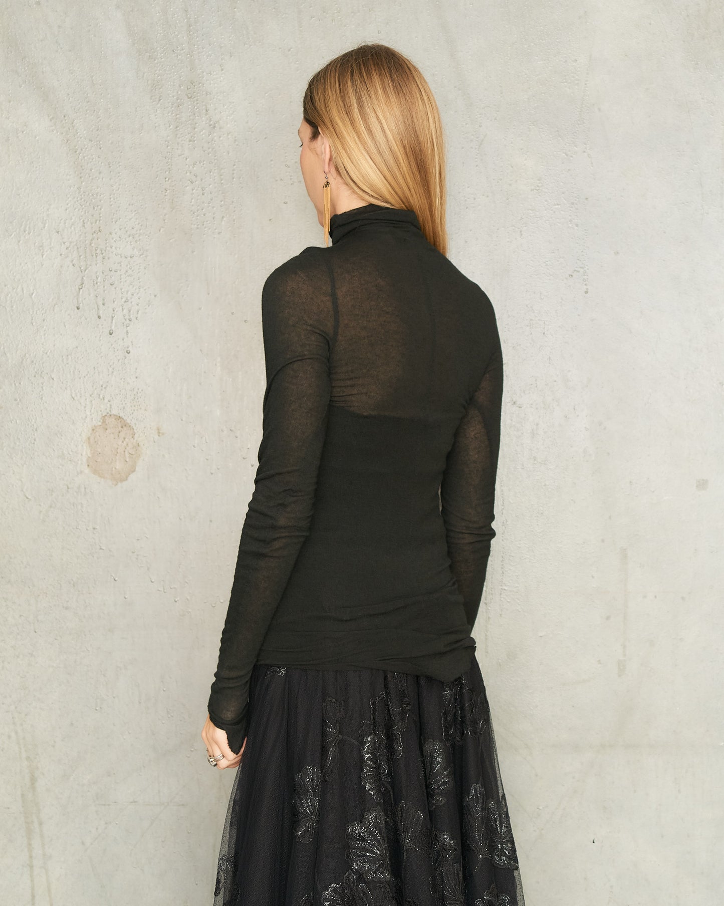 Noir High Neck Long Sleeve Top