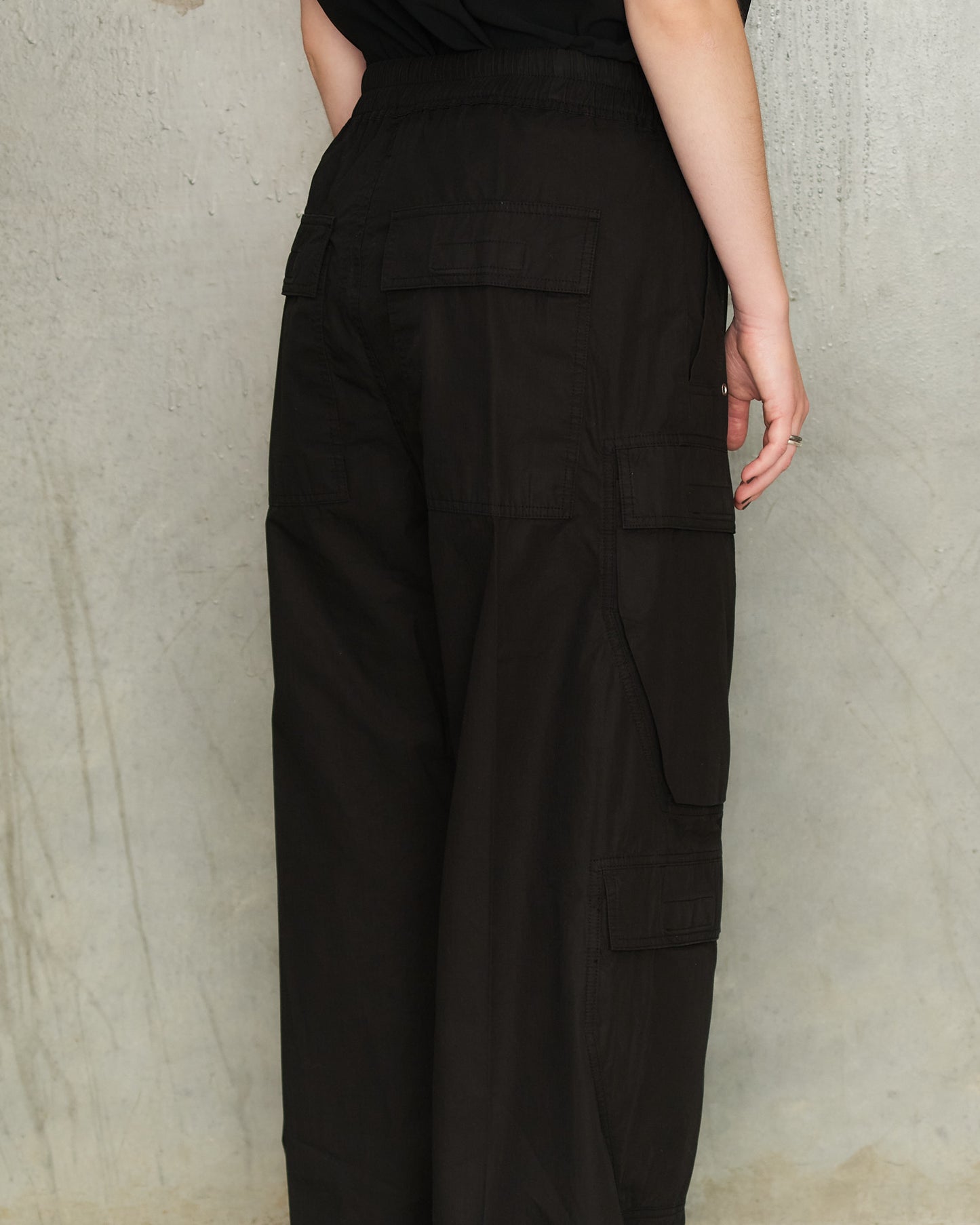 Black Cargo Jumbo Belas Pants