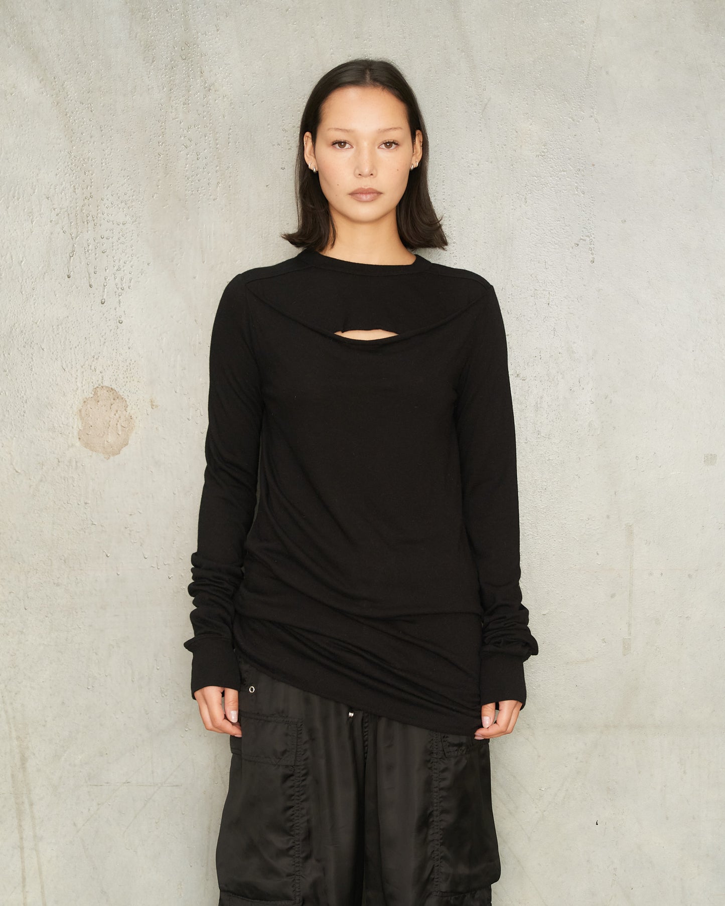 Black Slashed Level Long-Sleeve