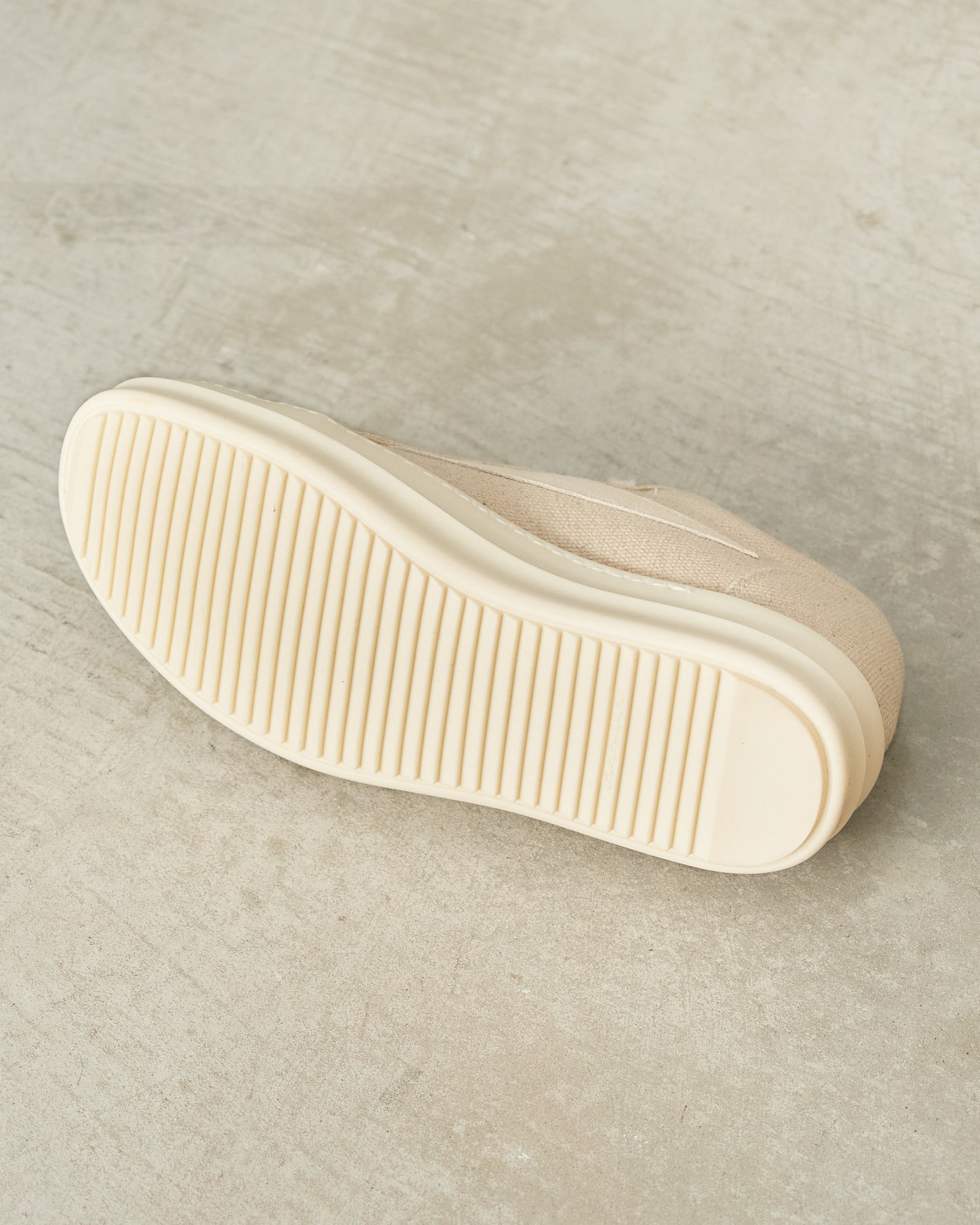 Natural Milk Vintage Sneakers