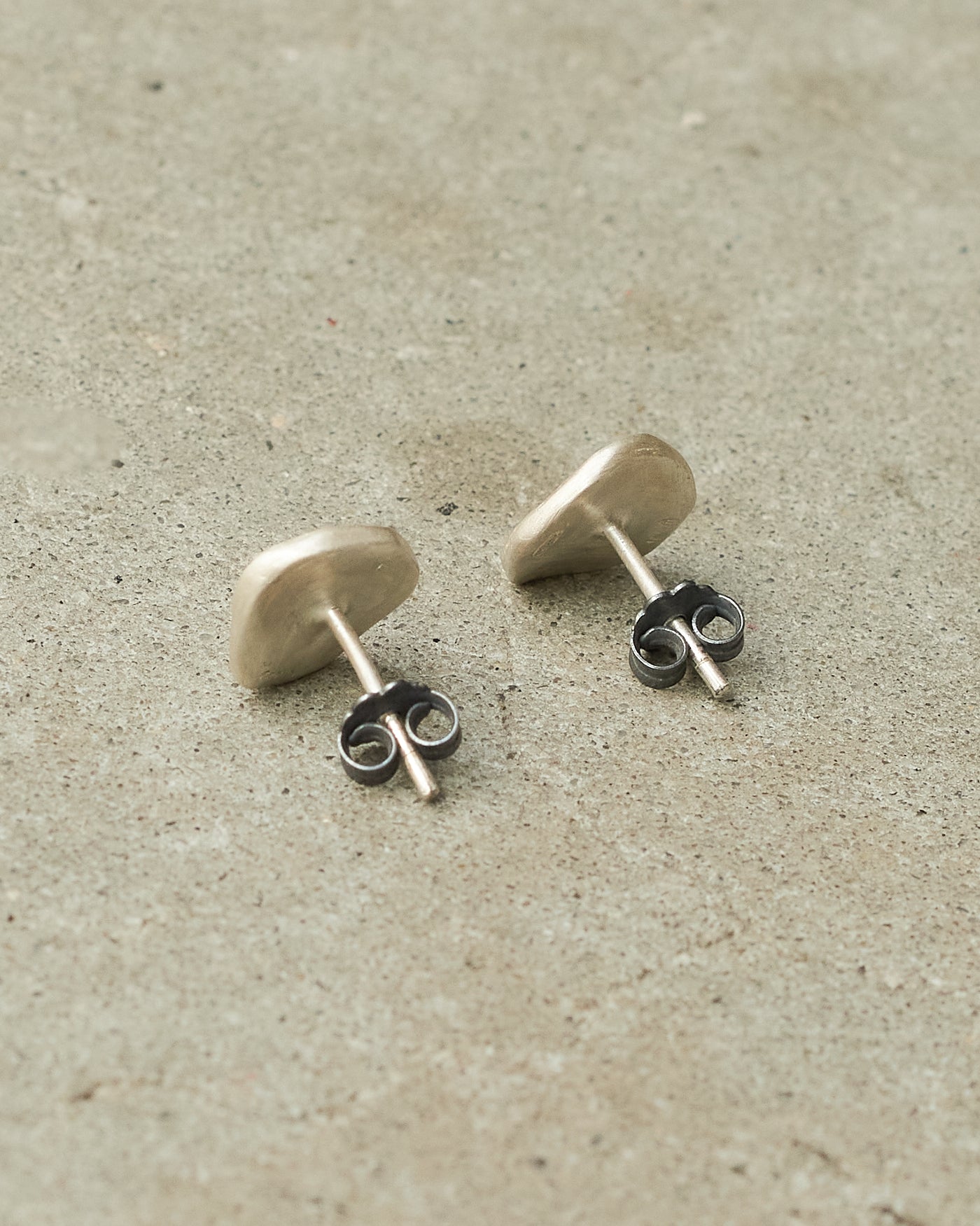 Bo Win Silver Cognac Earrings