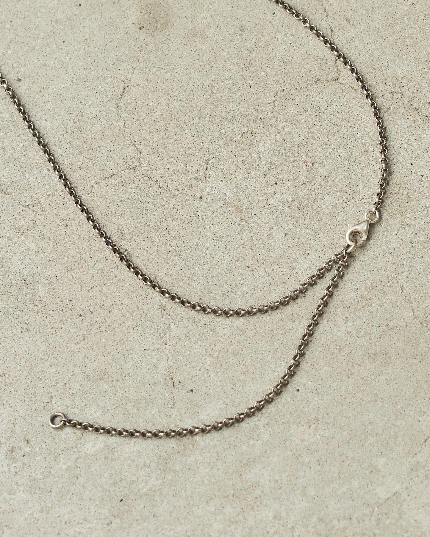 Pe Tender Love Garnet Necklace