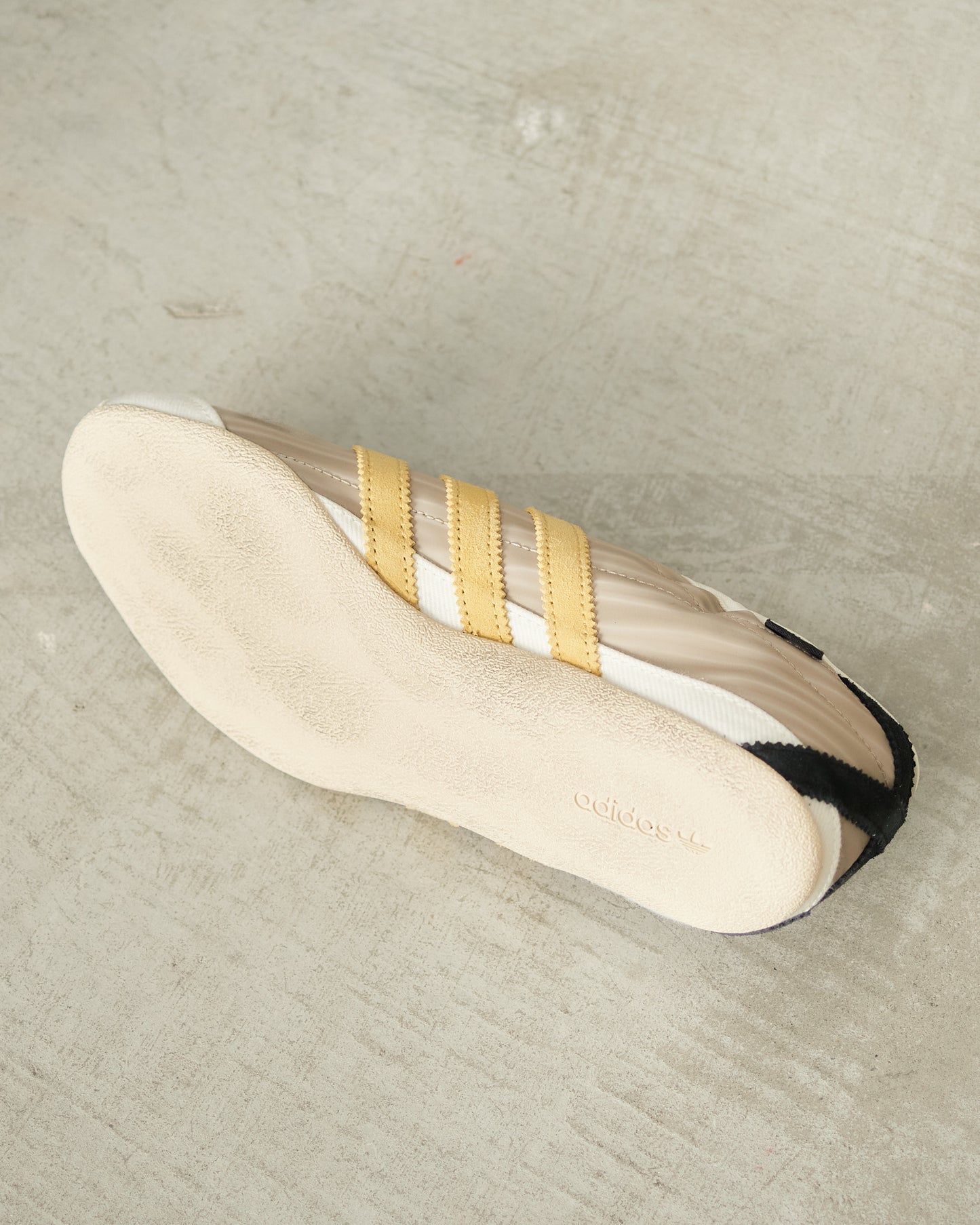 Off White Yellow Tokyo Sneakers