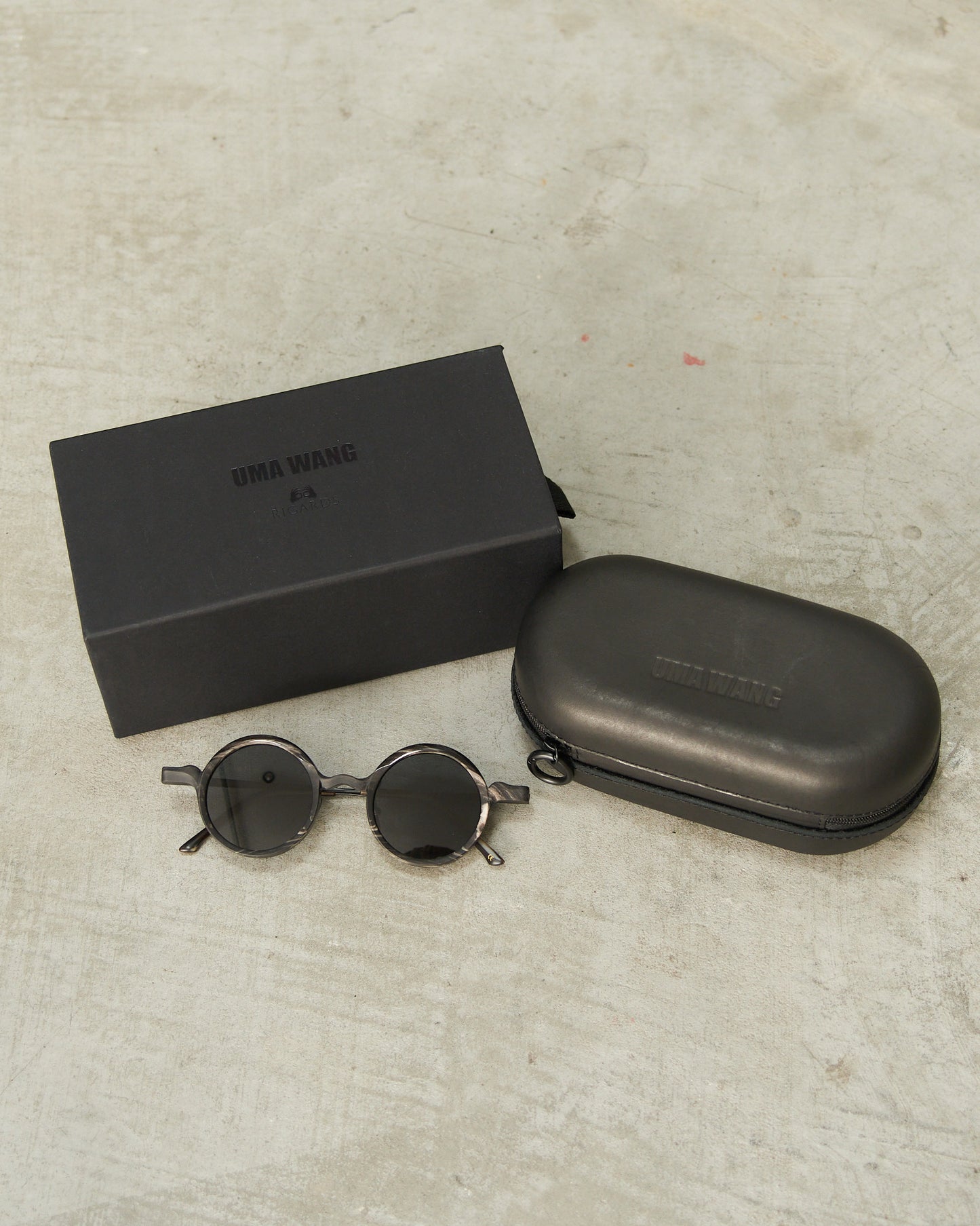 Black Twist Sunglasses