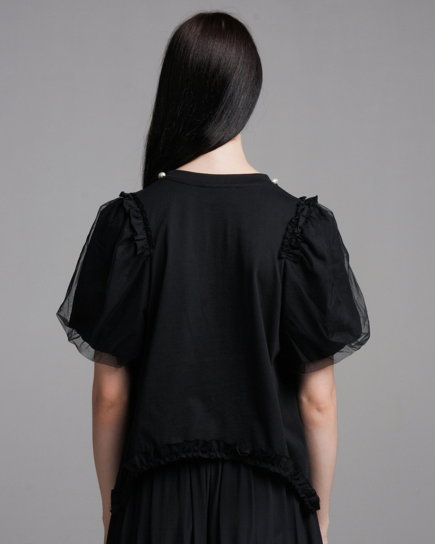 Black Tulle Puff Sleeve Pearl T-Shirt