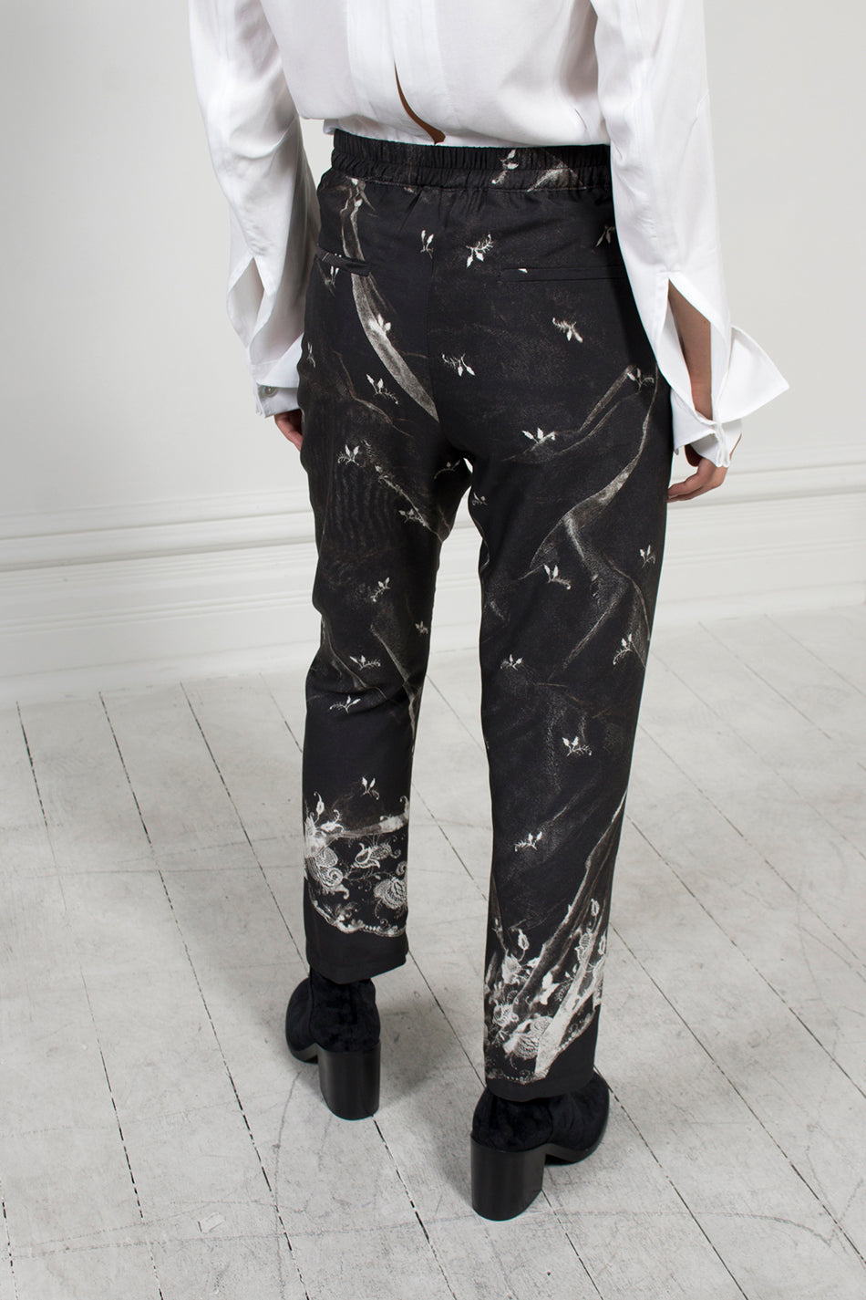 Victoria Lace Print Trouser