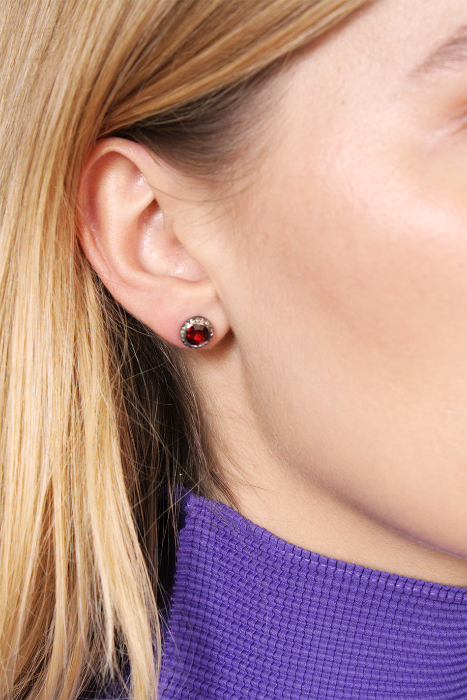 Belquis Garnet Earrings