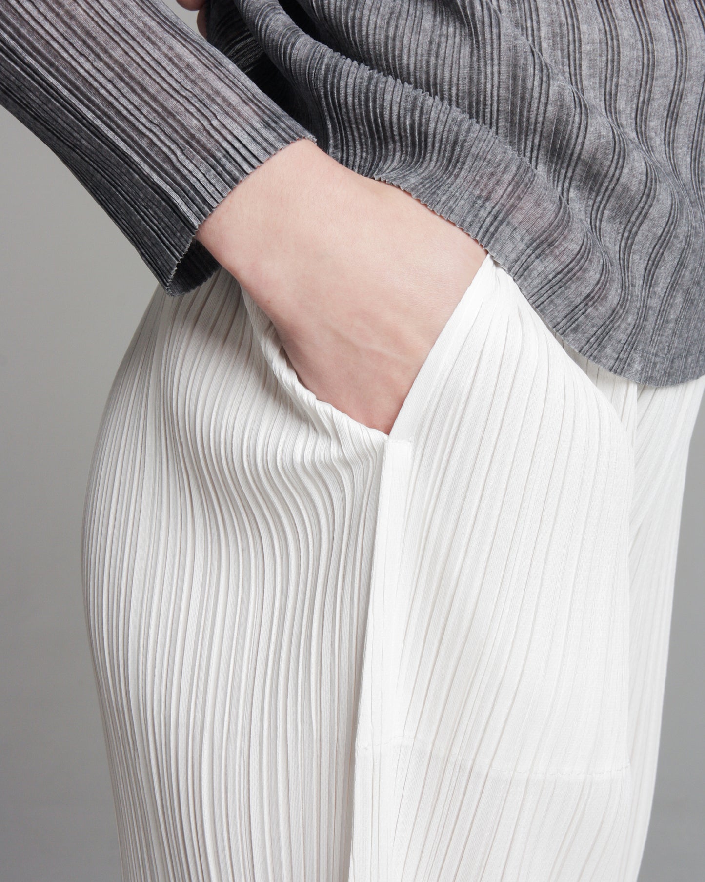 Off White Opaque Pleated Pants