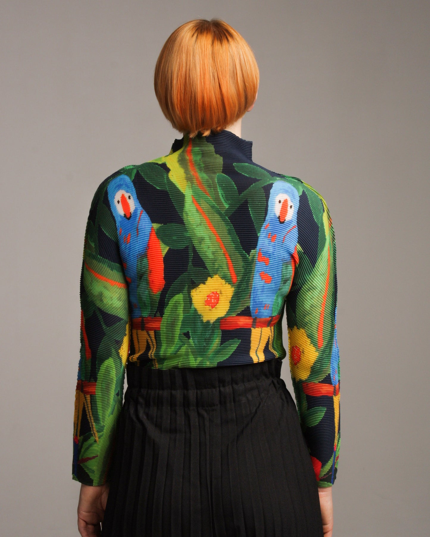 Micropleated Parakeet Top