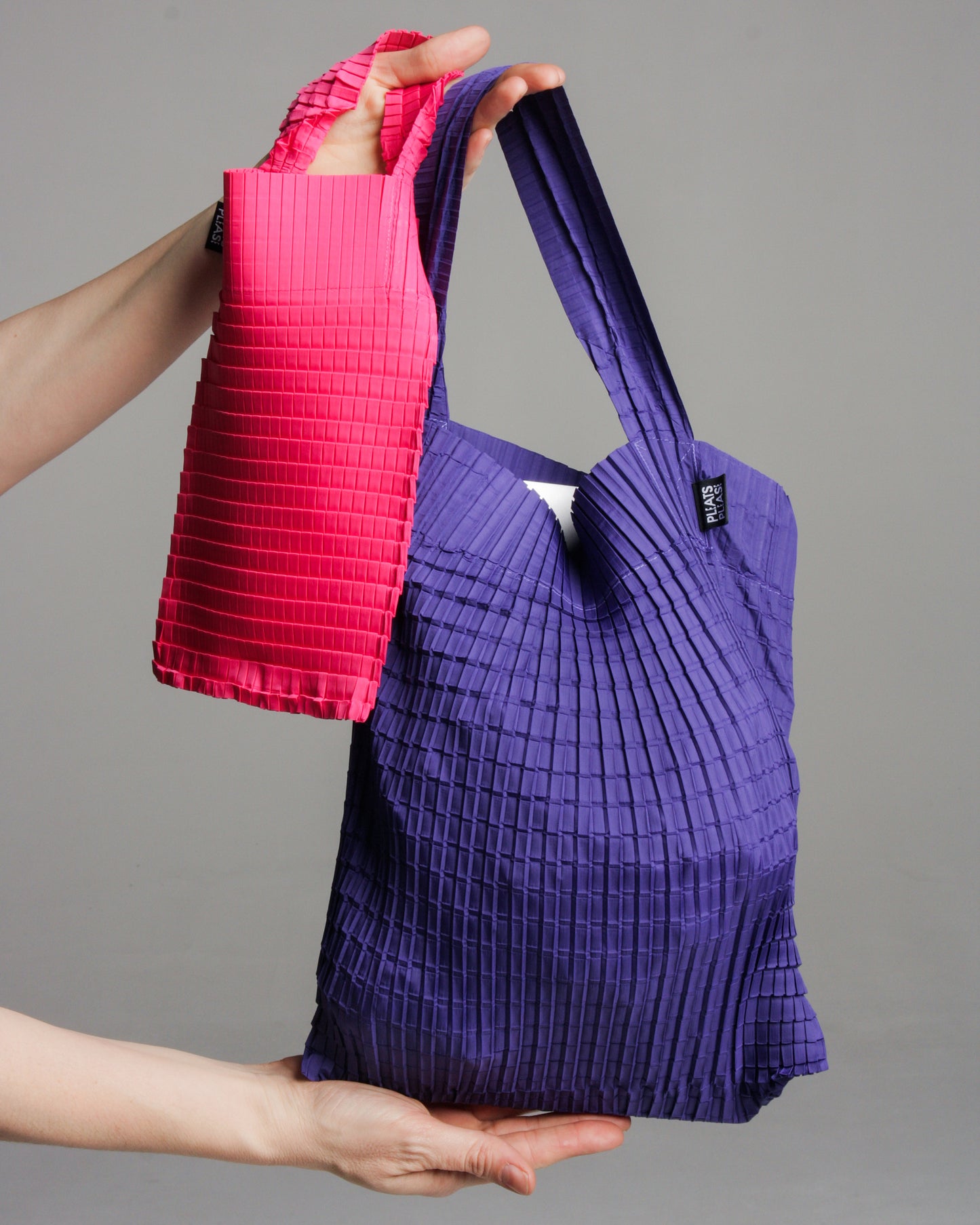 Black Daily Pleats Bag