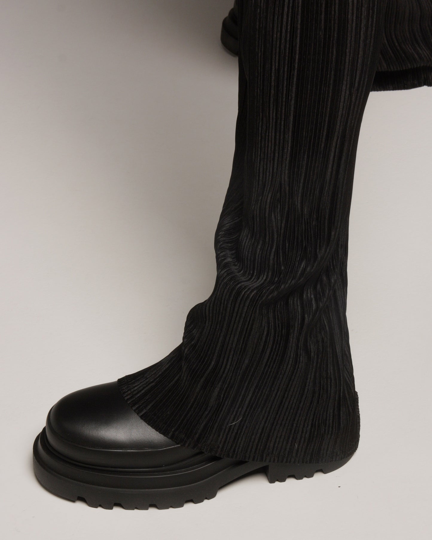 Folded Black Relaxed Trouser