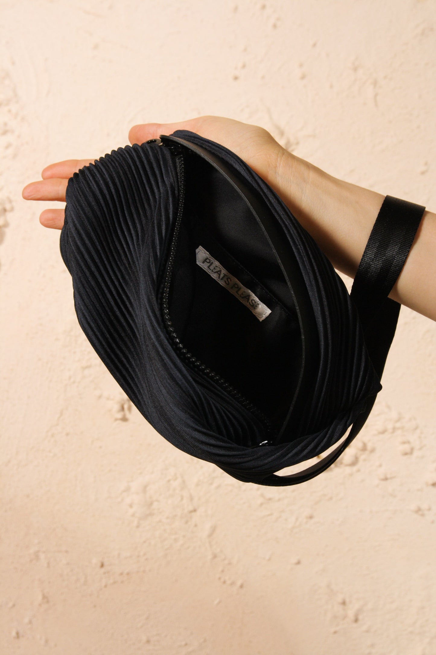 Pleated Bumbag