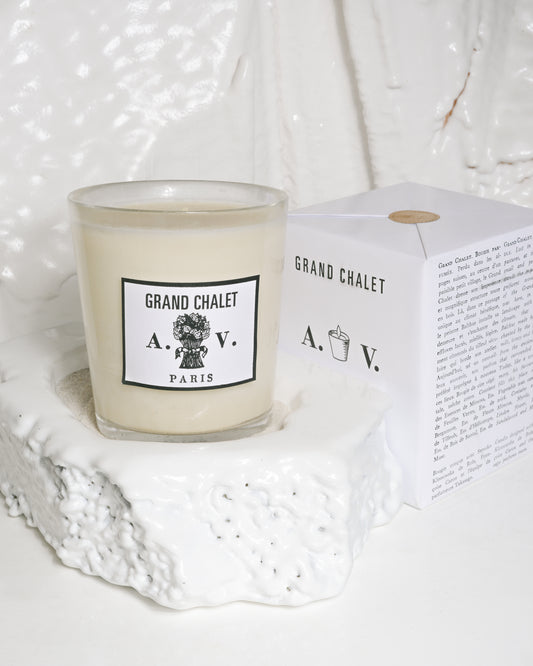Grand Chalet Scented Candle