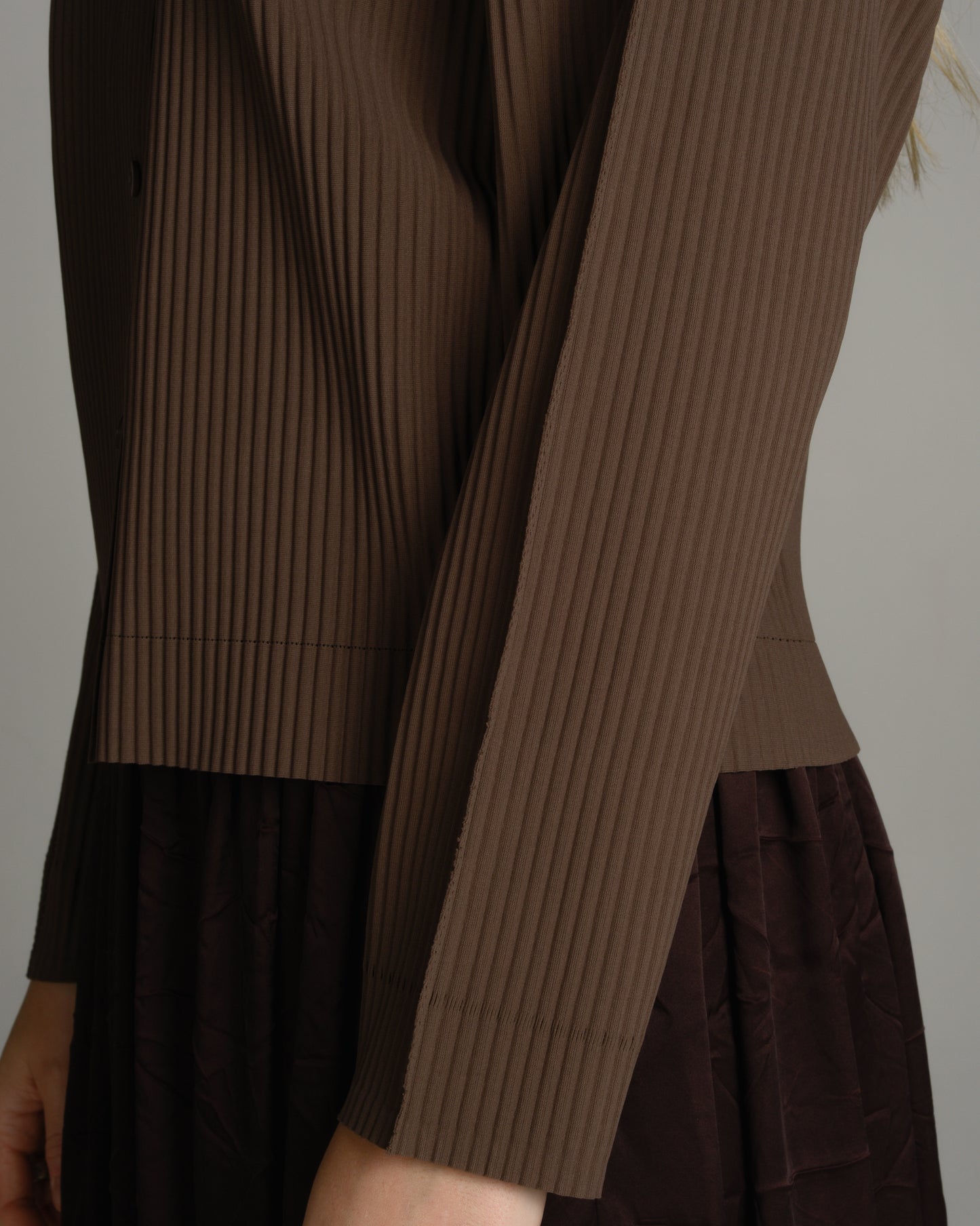 Basic Brown Fine Knit Pleats Cardigan