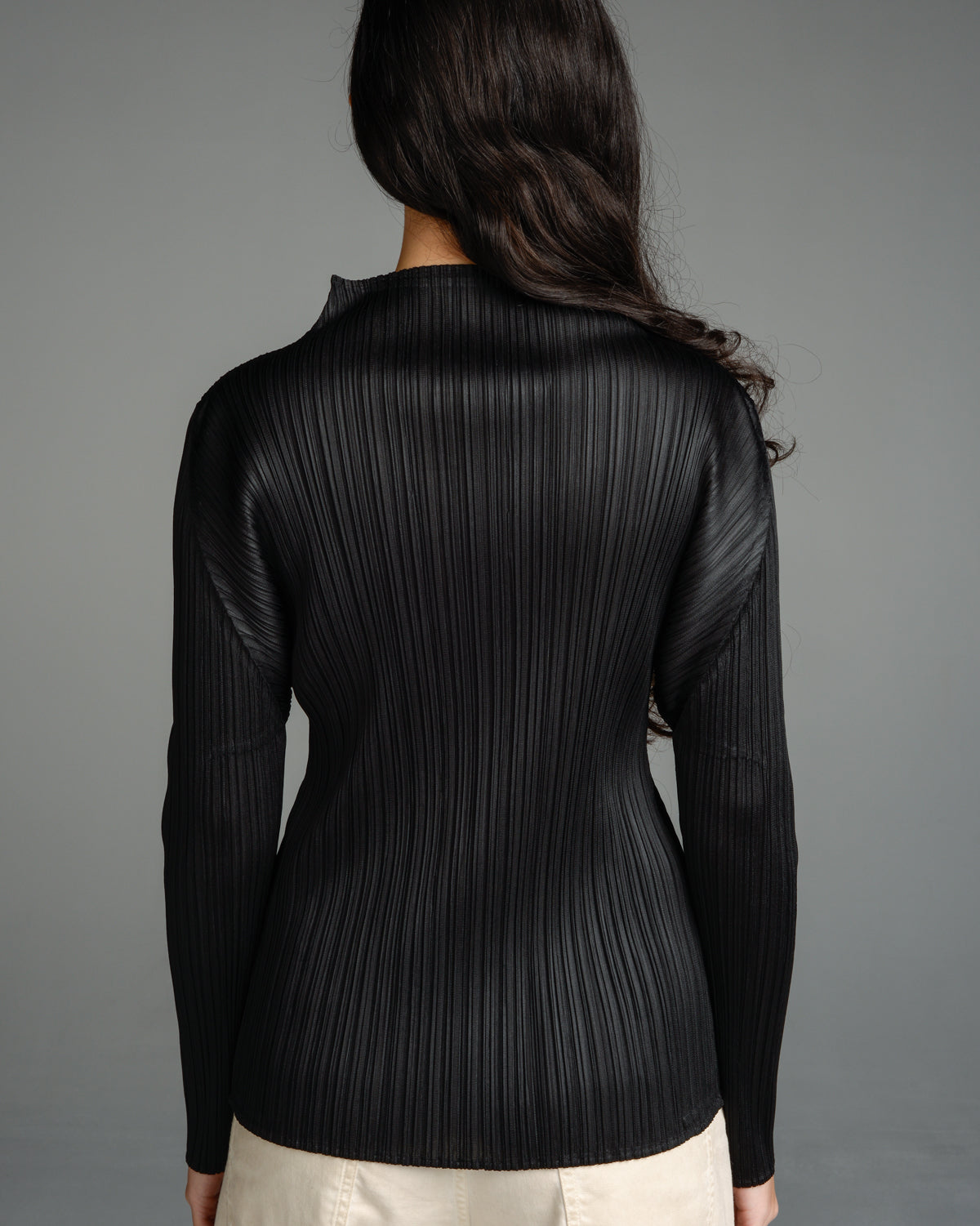 Basic Black Pleated Long Sleeve Top – Dilettante