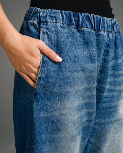 Distressed Denim Cropped Pants