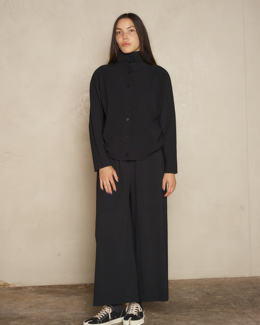 Black Signature Fine Knit Pleat Cardigan