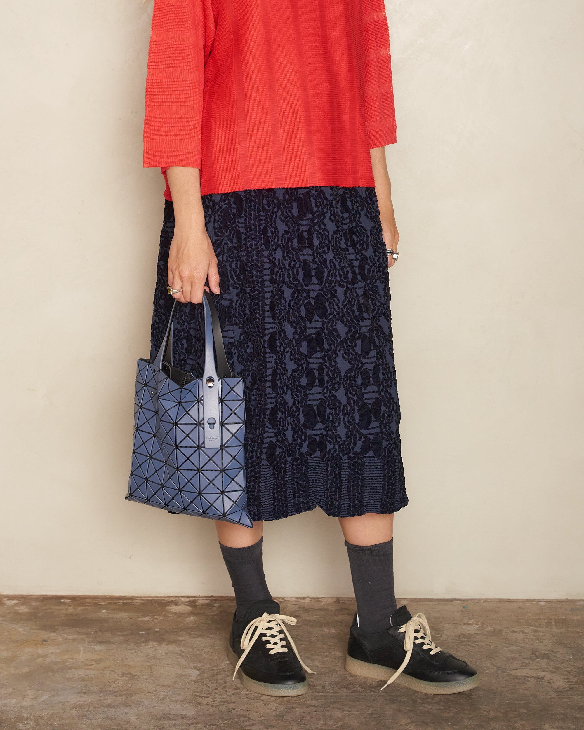 Bao Bao Issey Miyake Dark Blue Prism Matte Tote Bag bb38ag517