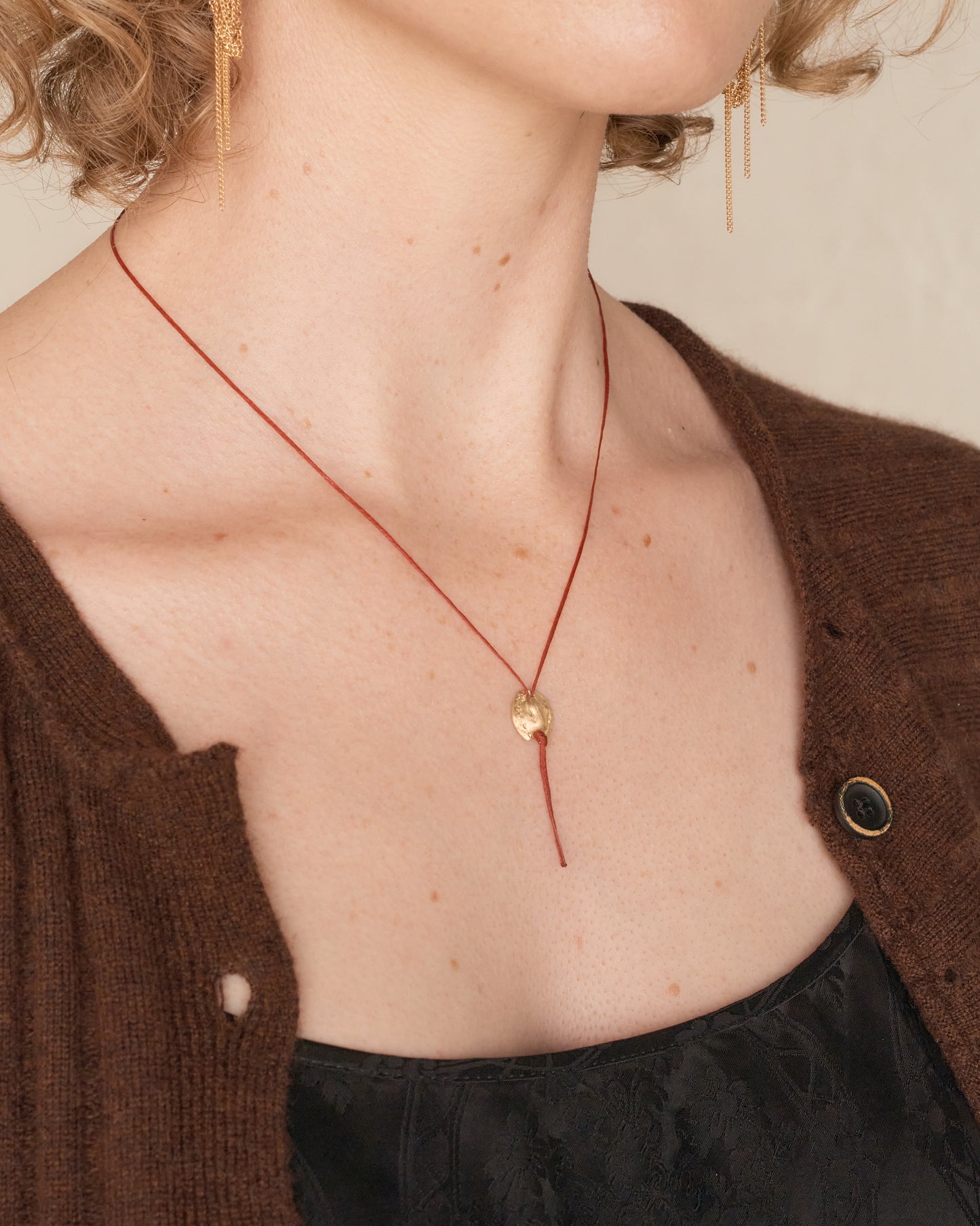 Pew Seal Yellow Gold Necklace