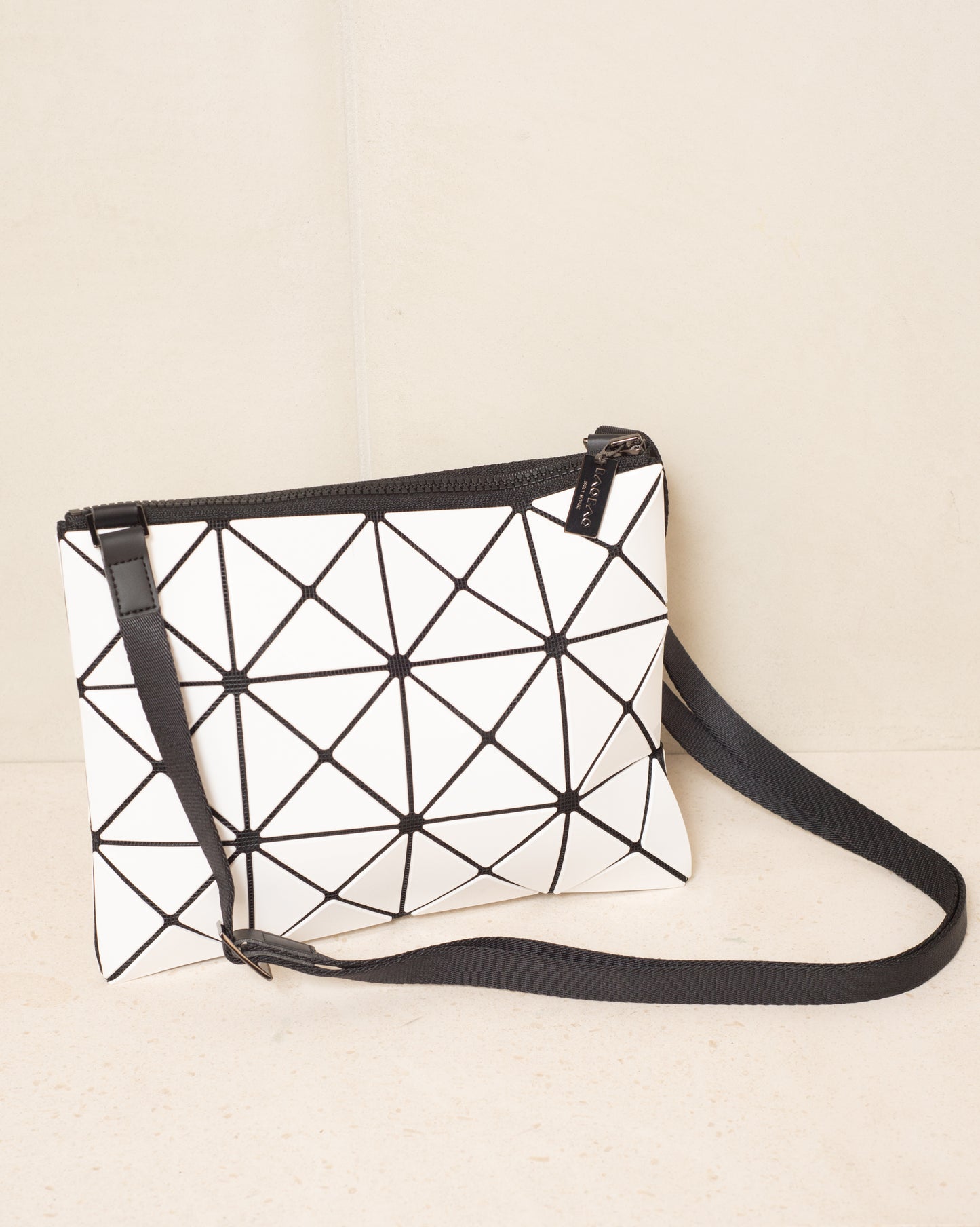 White Classic Lucent Bag