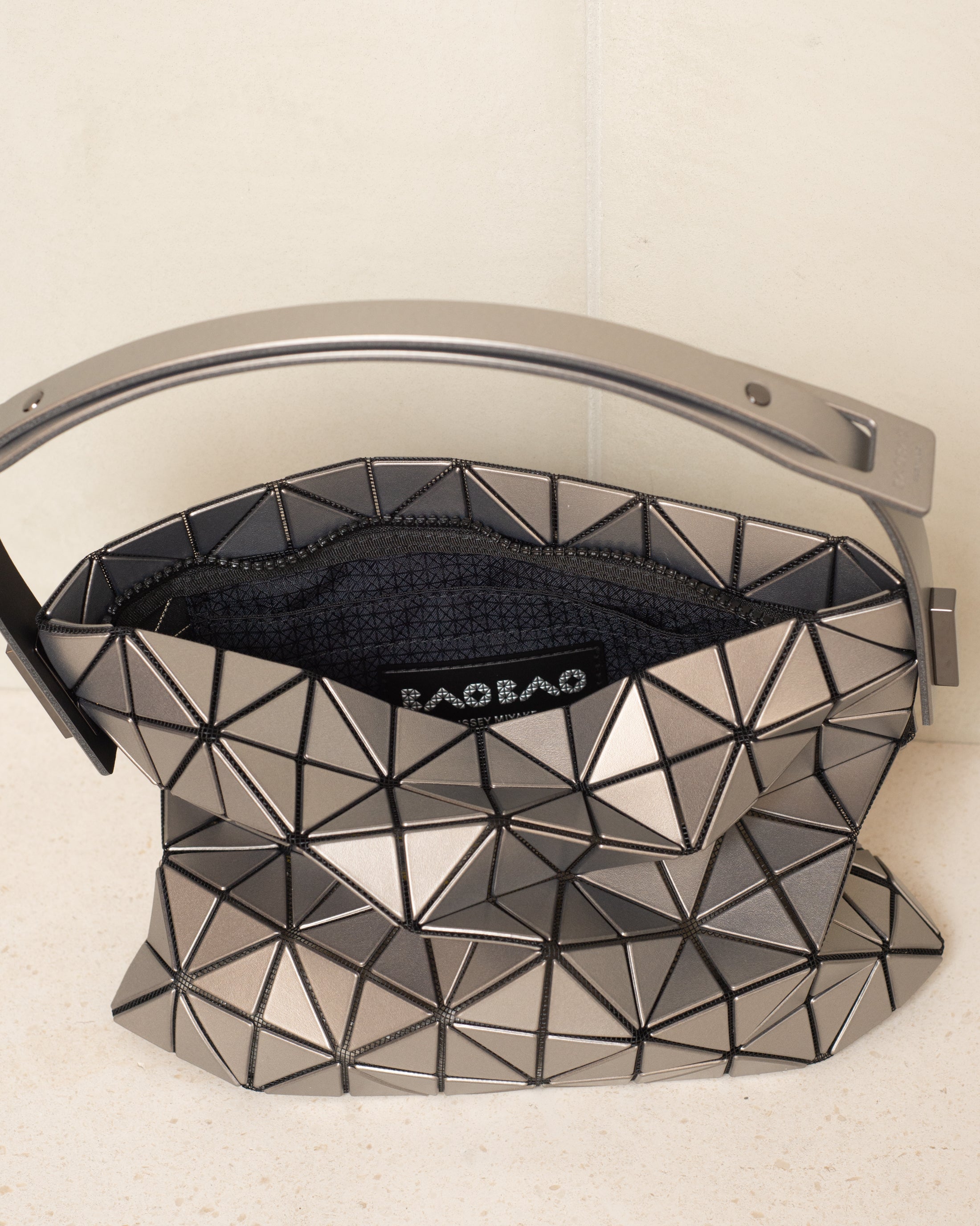 Silver Baguette Metallic Bag – Dilettante