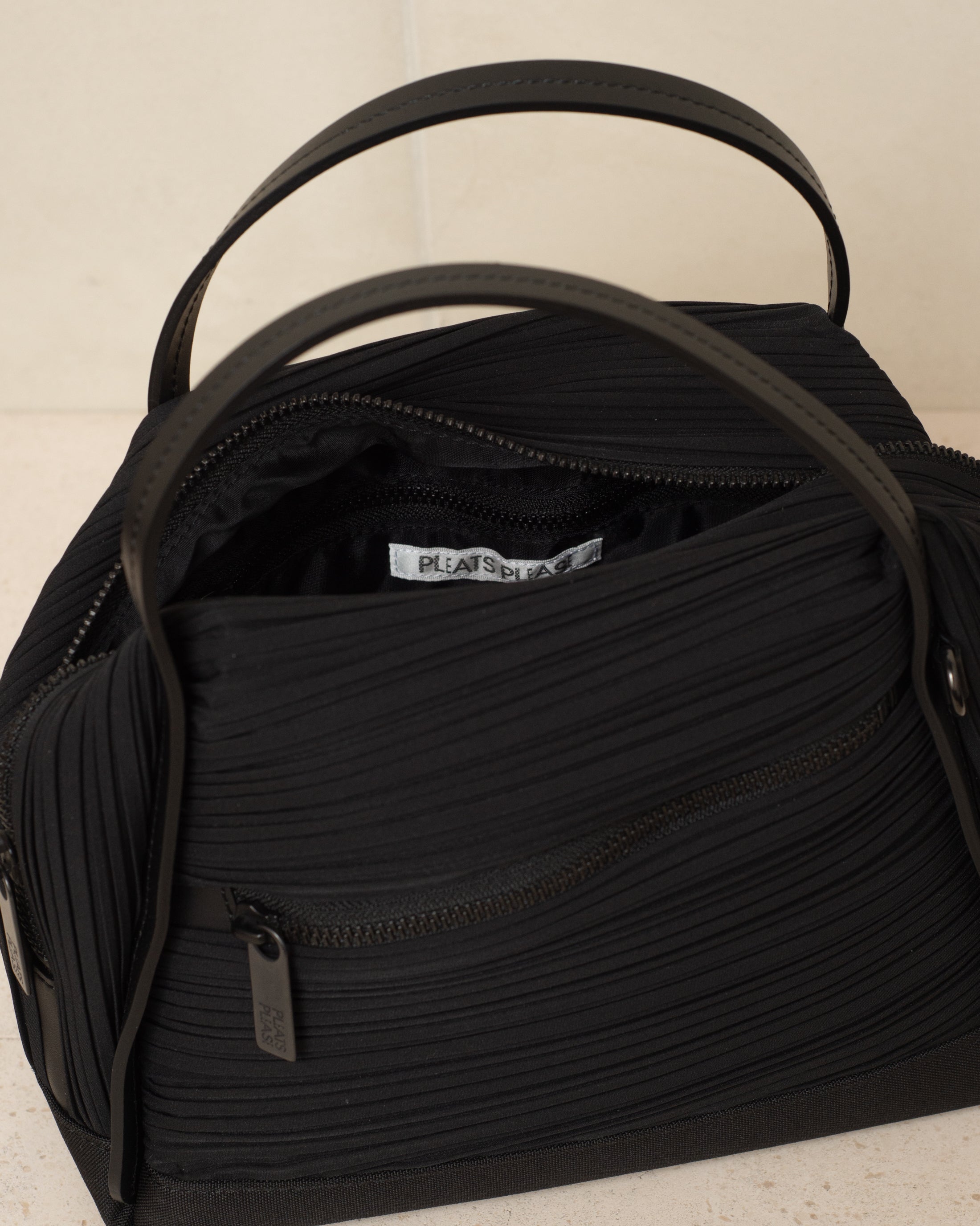 Black Classic Bias Pleats Bag – Dilettante Black Classic Bias Pleats Bag – Dilettante