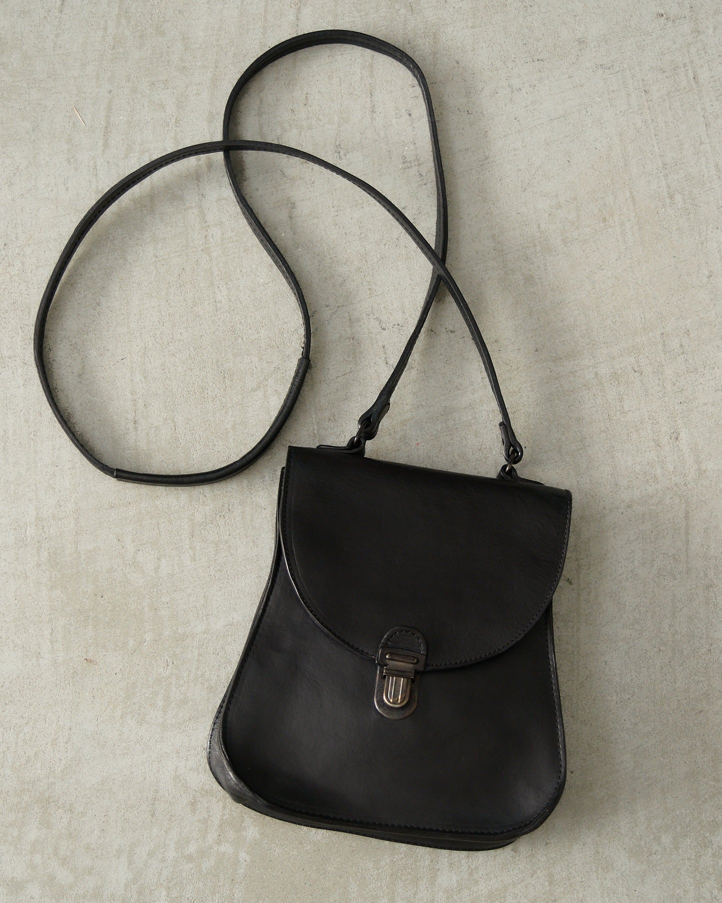 Black Mini Curved Bag