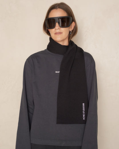 Black Classic Scarf