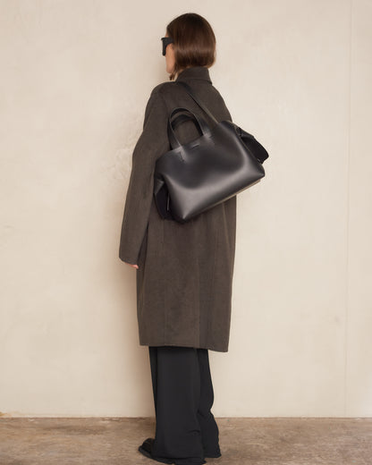 Black Musubi Midi Tote