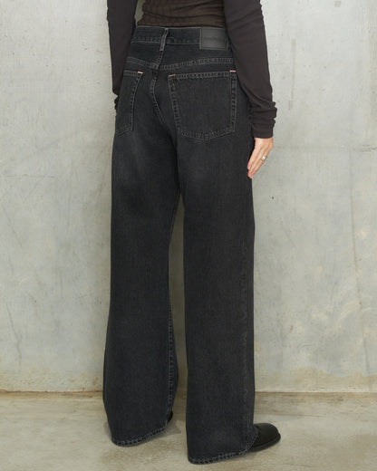 Washed Black 2021F Vintage Jeans