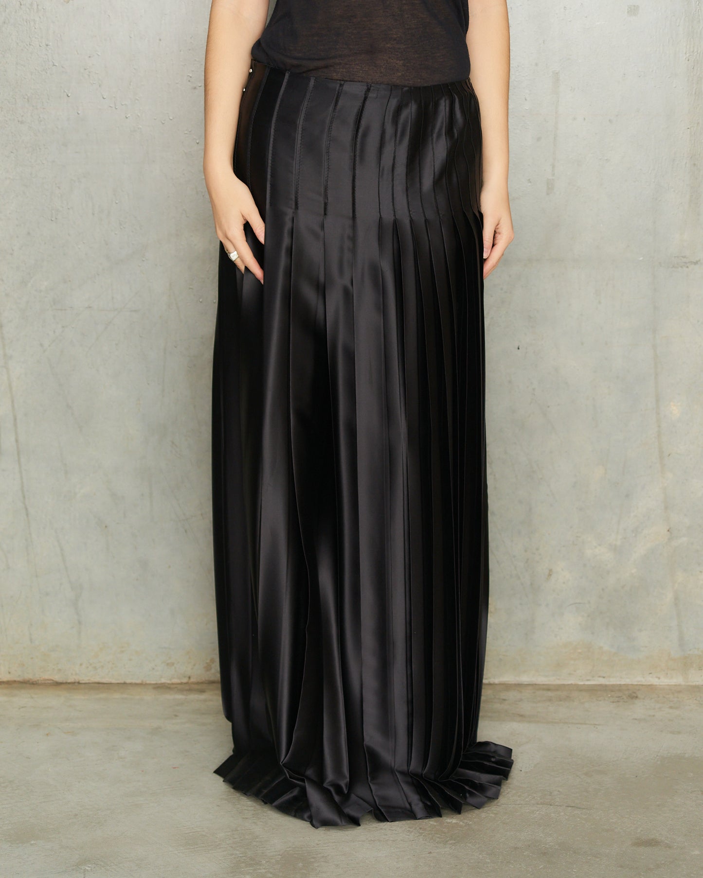 A.F. Vandevorst Black Pleated Satin Skirt