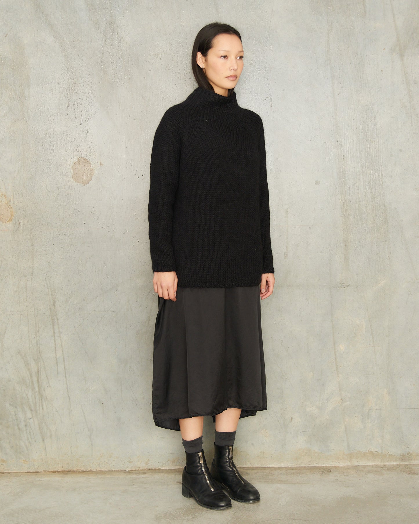 Black Cashmere Silk Pullover