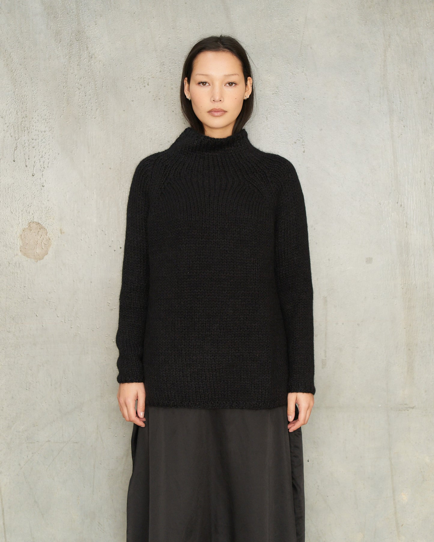 Black Cashmere Silk Pullover