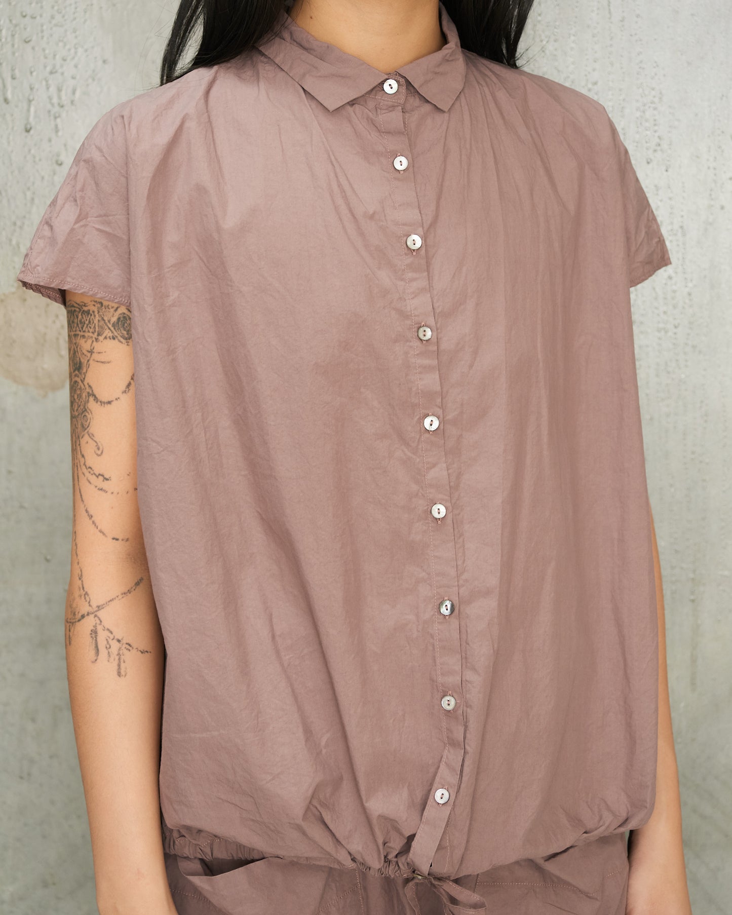 Mauve Sleeveless Gathered Shirt