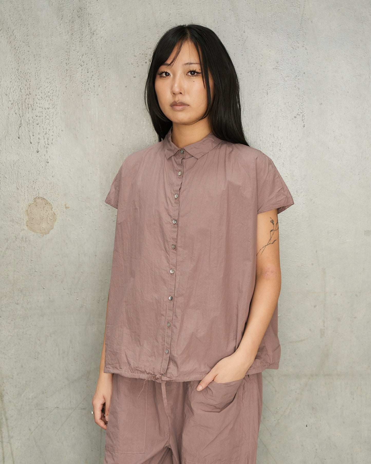 Mauve Sleeveless Gathered Shirt