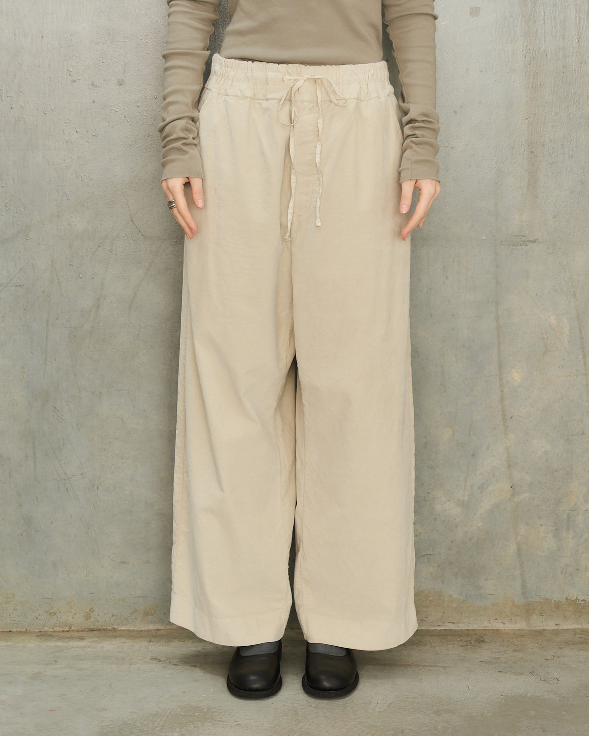Oatmeal Velvet Wide Trousers