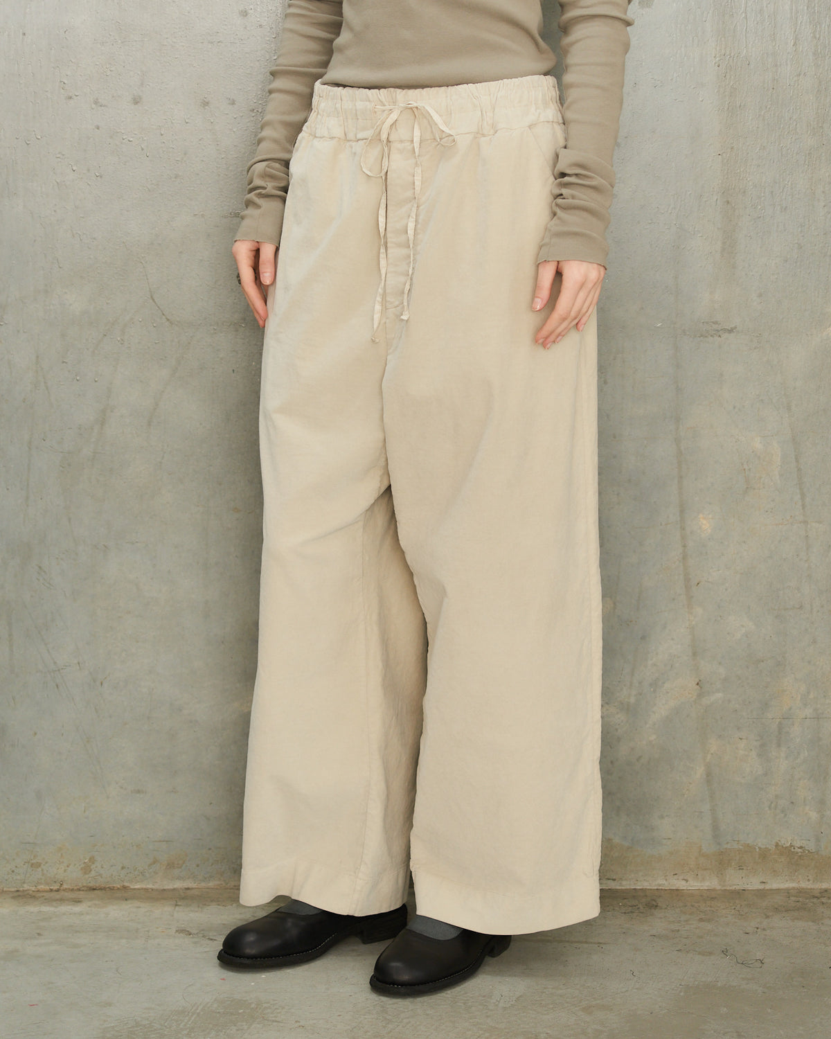 Oatmeal Velvet Wide Trousers