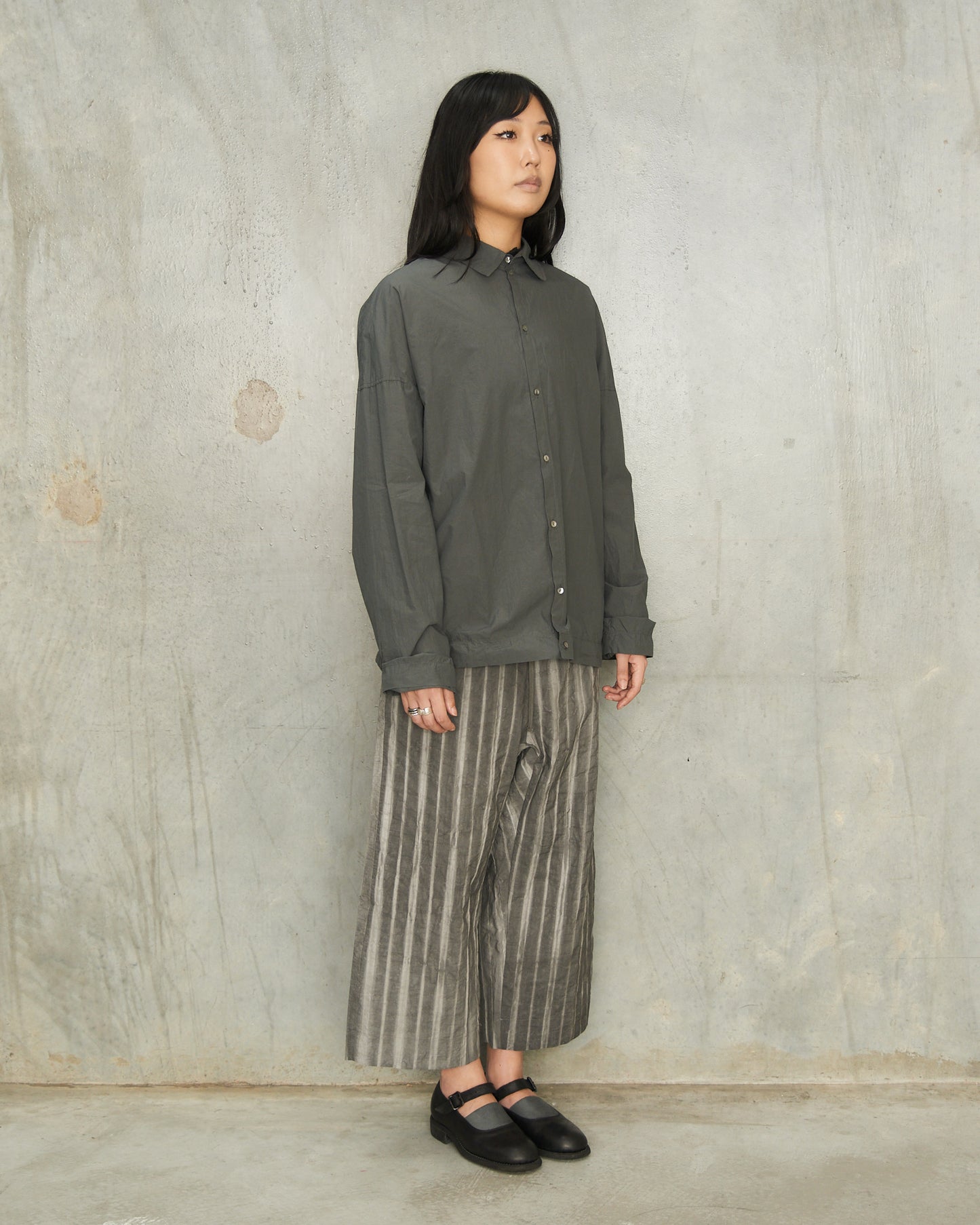 Thyme Unisex Collared Shirt