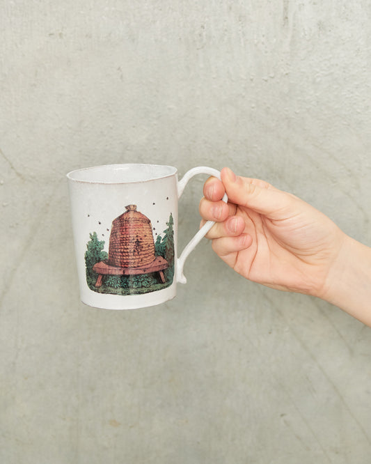Beehive Mug