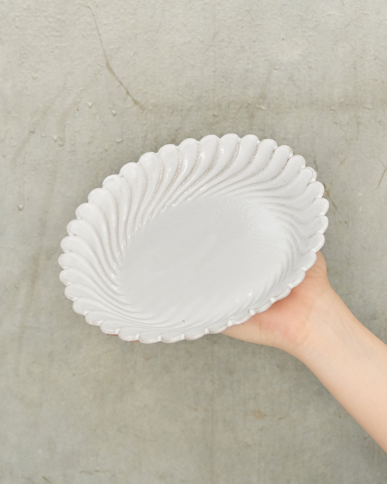 Astier De Villatte Peggy Soup Plate White ASCPGG01 - DILETTANTE