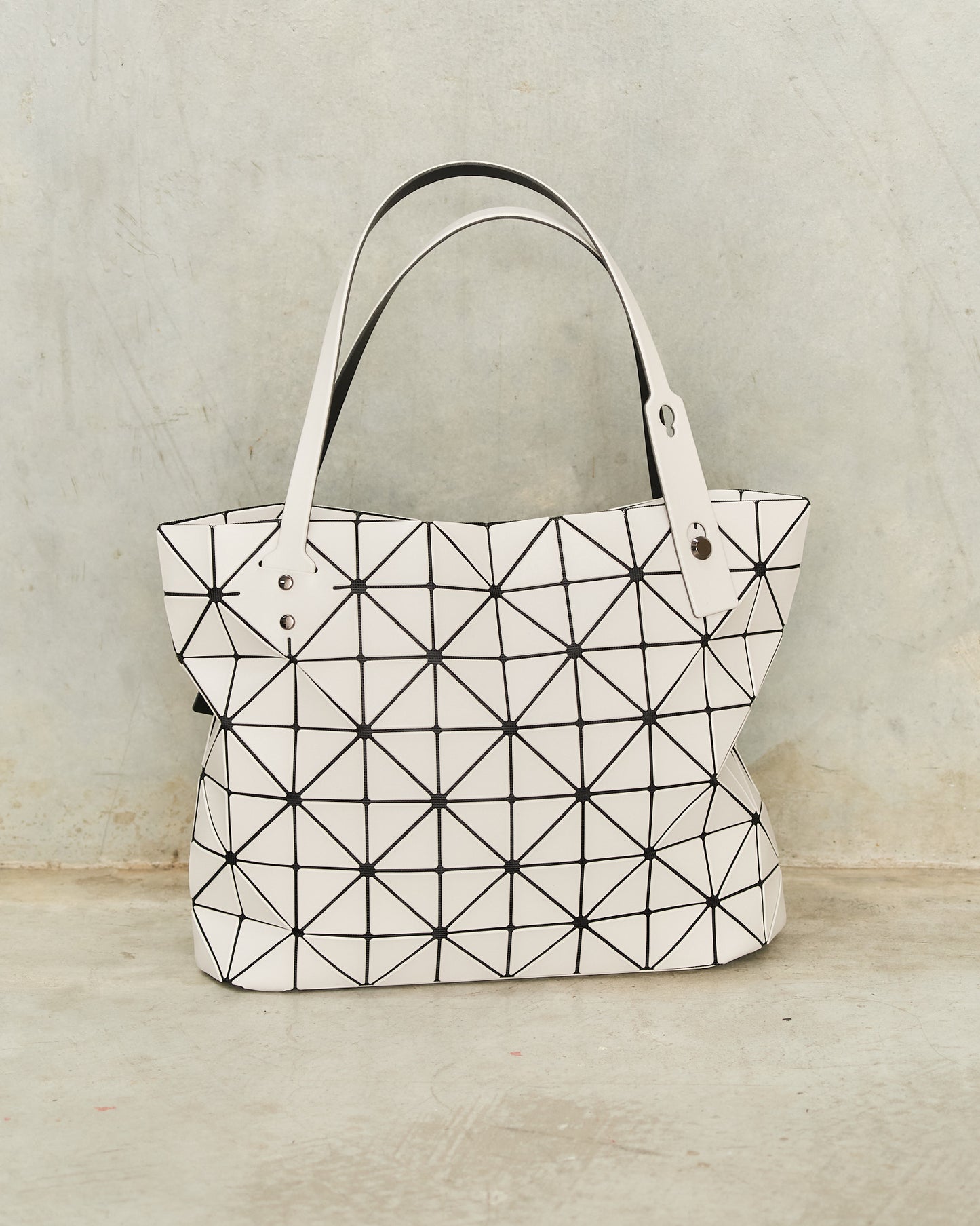 Pearl Grey Matte Rock Bag
