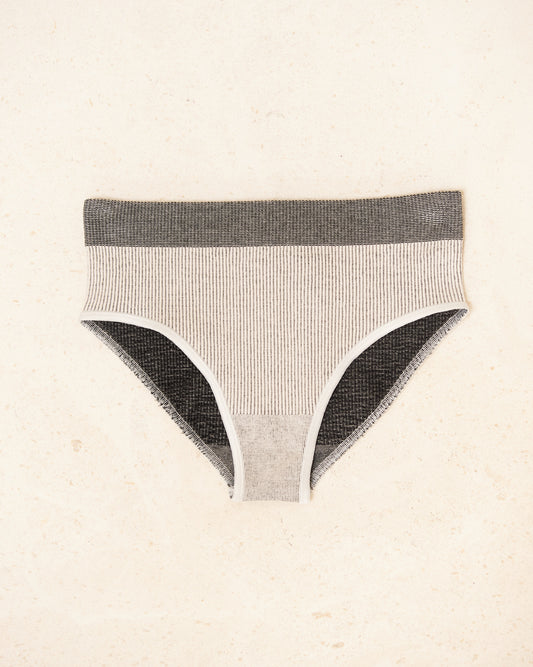 Fine Seamless Bell Pants