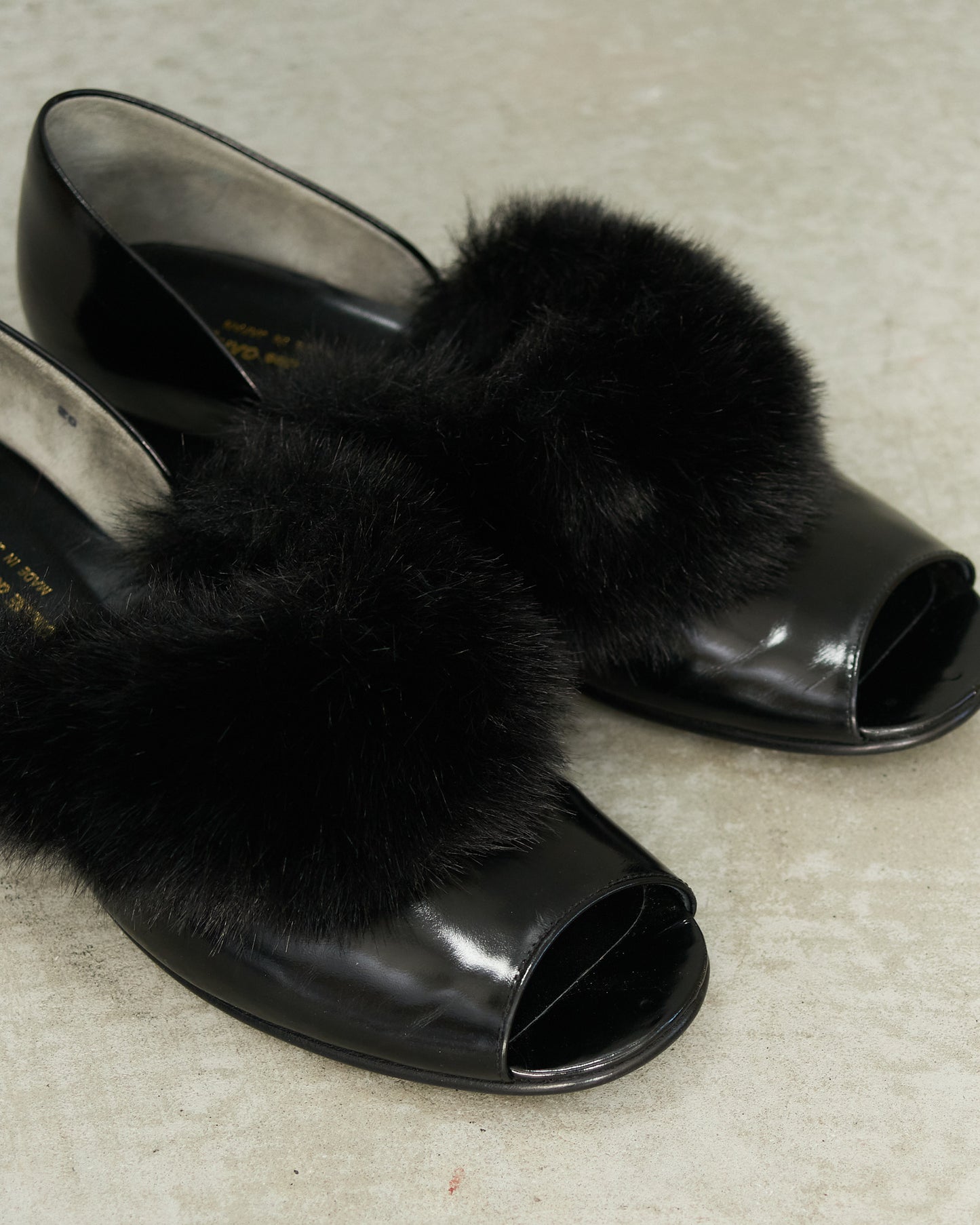 Comme Des Garcons Black Fluffy Patent Flats 