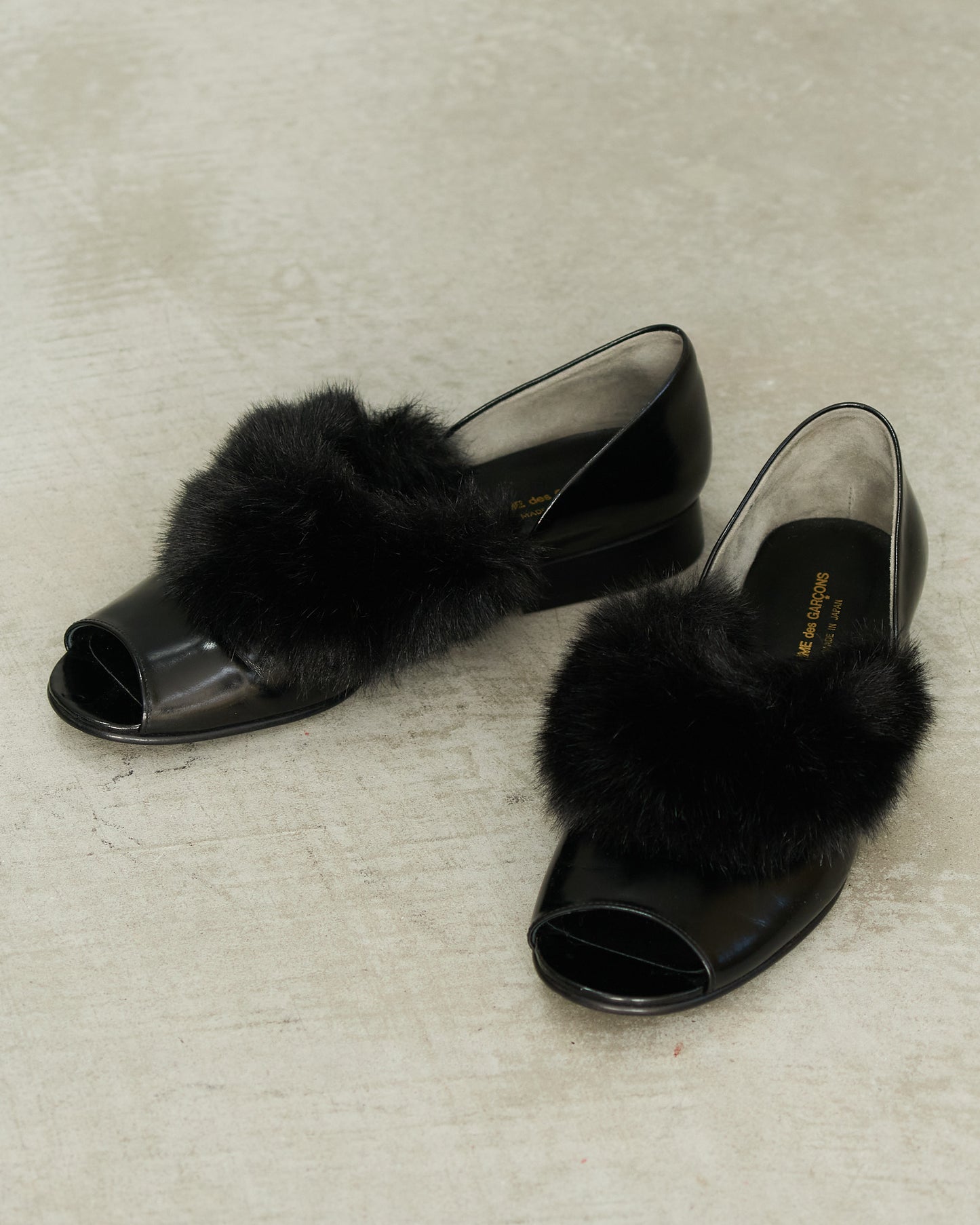 Comme Des Garcons Black Fluffy Patent Flats 