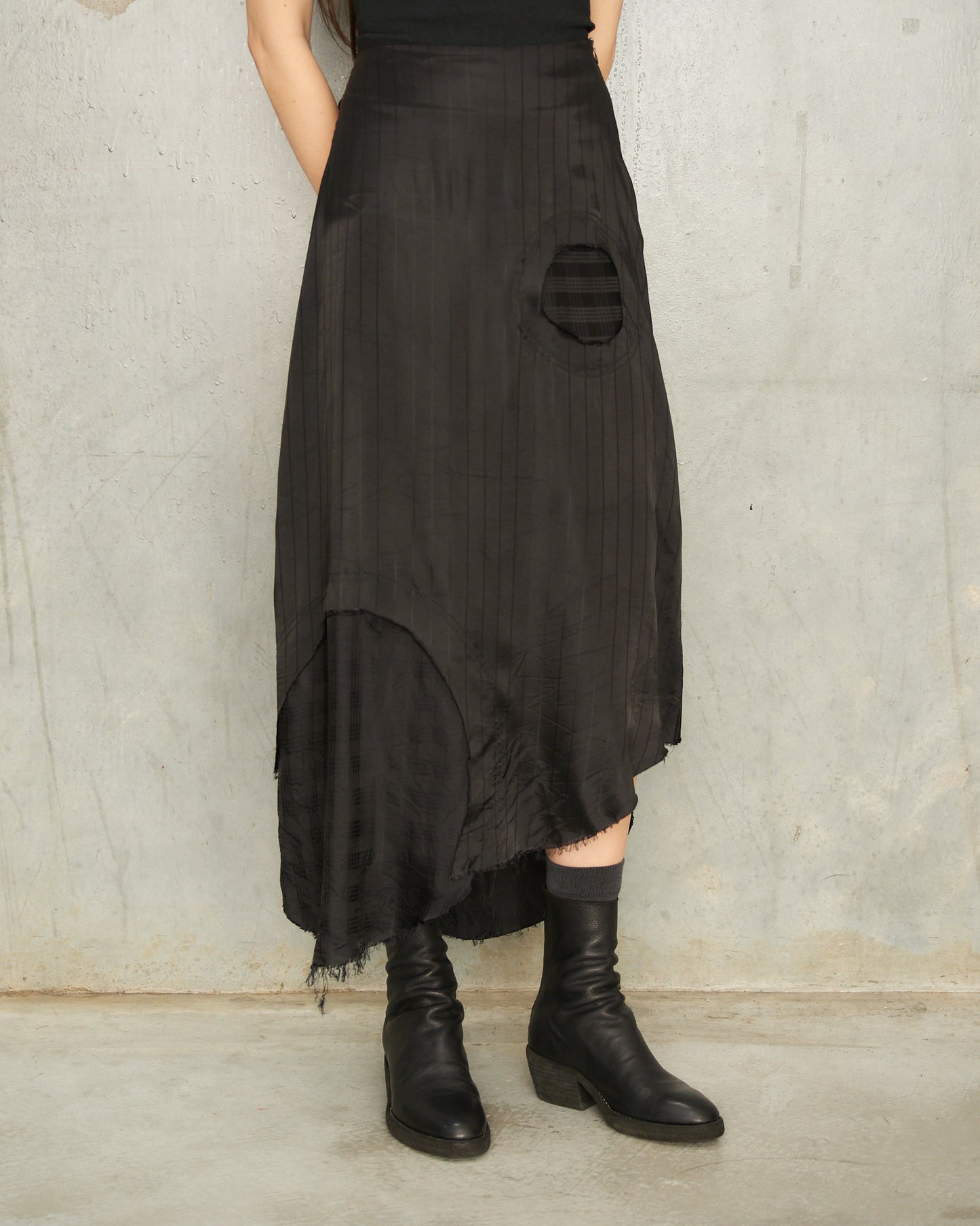 Black Plaid Side View Skirt