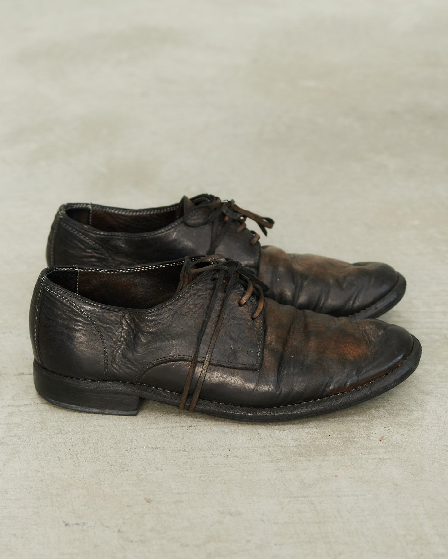 Guidi Black and Brown Derby