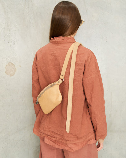 Beige BV06 Grain Small Bag