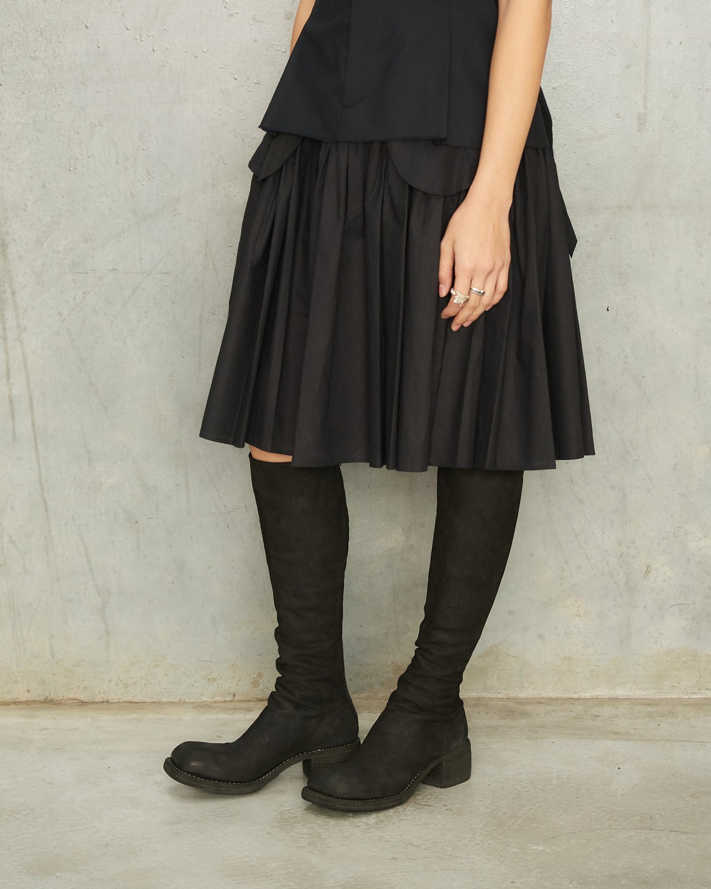 Black 90810 Square Toe High Boots