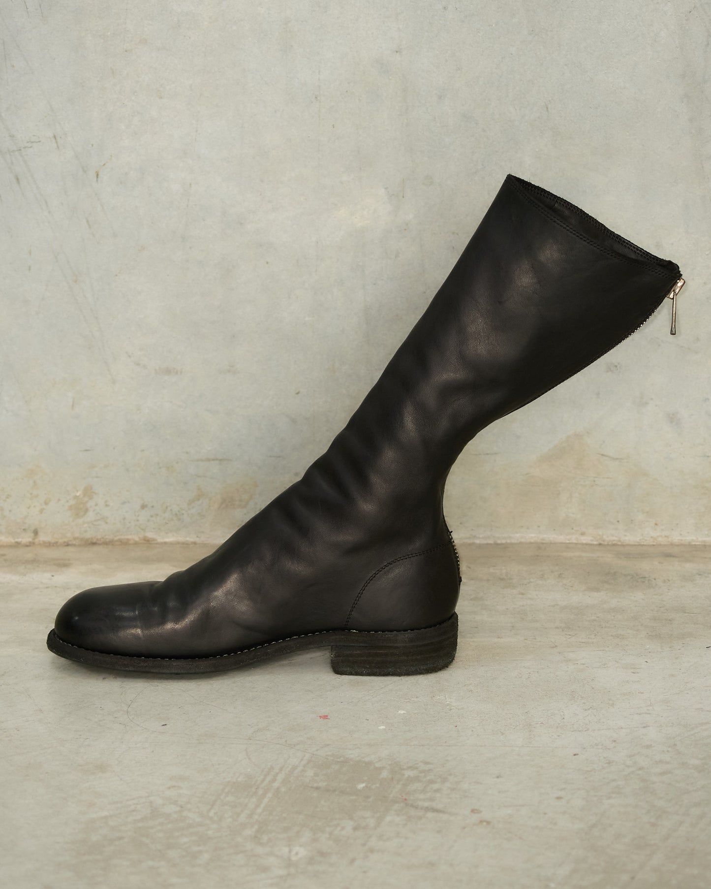 Black 989 Mid Back Zip Boots
