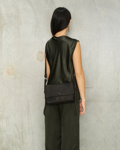 Black EN04C Crossbody Bag